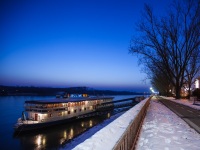 Shipshape, Bratislava